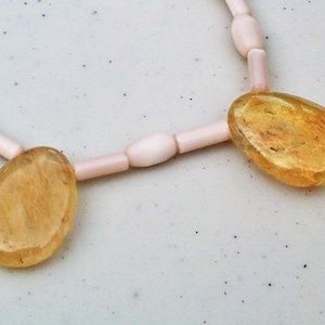 NECKLACE, HONEY QUARTZ LARGE DROPS WITH CATS EYE BEADS, TAG ON, 20 INCHES,